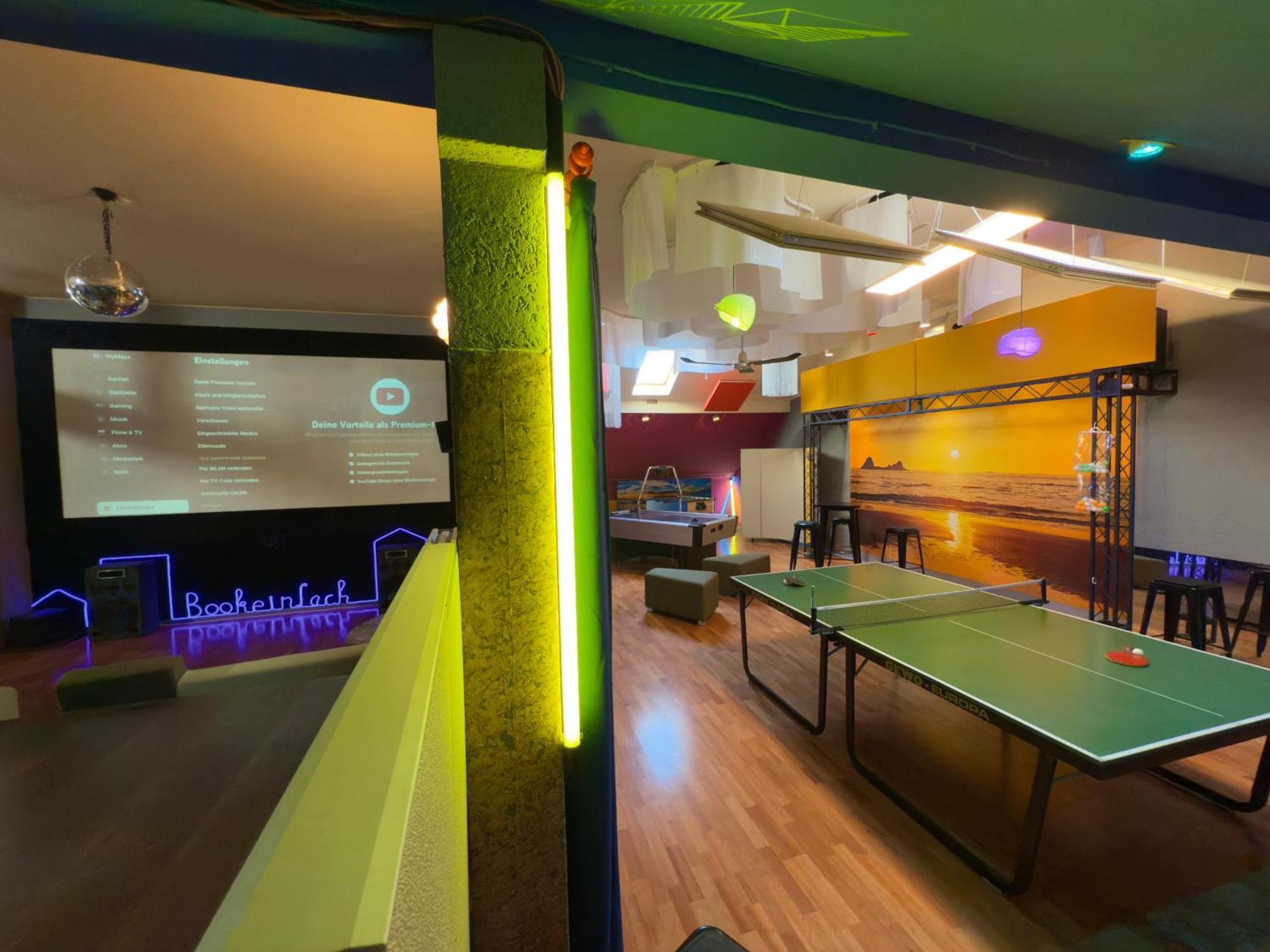 Bookeinfach Bad Ems - Private - Sauna Jacuzzi Whirlpool Swimmingpool Alahna Sup Beachvolleyball Billiards Ping Pong Cinema Theater Music Disco Ball Bbq Und Parkplaetze Exterior photo